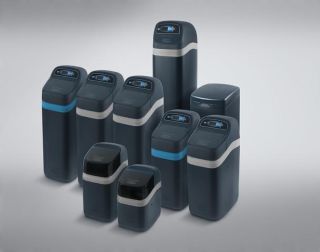 Jak pracuje změkčovač? Naše změkčovače vody SOFTWATER fungují na principu výměny iontů. Do změkčovače vody se vkládá...